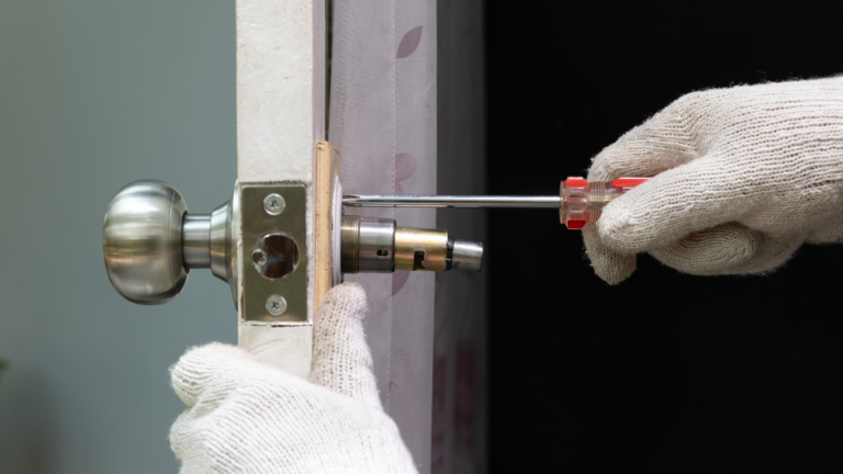 Reliable Home Locksmith Service in Huntington Beach, CA